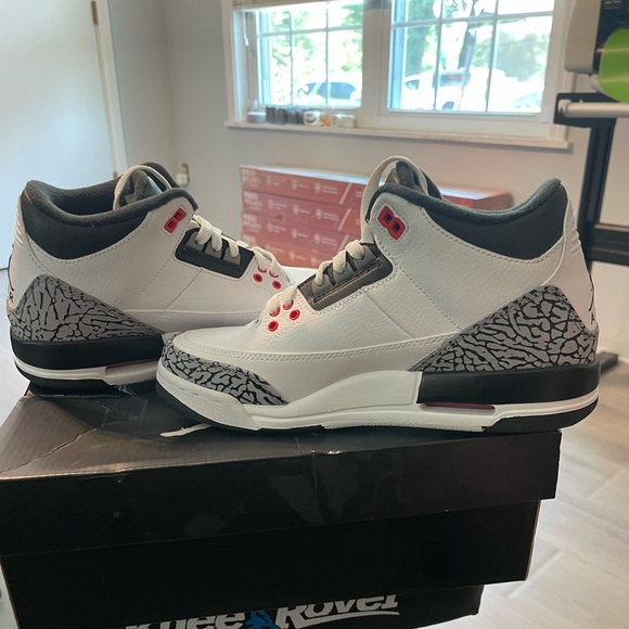 Air Jordan 3 Retro BG size 5.5 youth - Picture 5 of 12